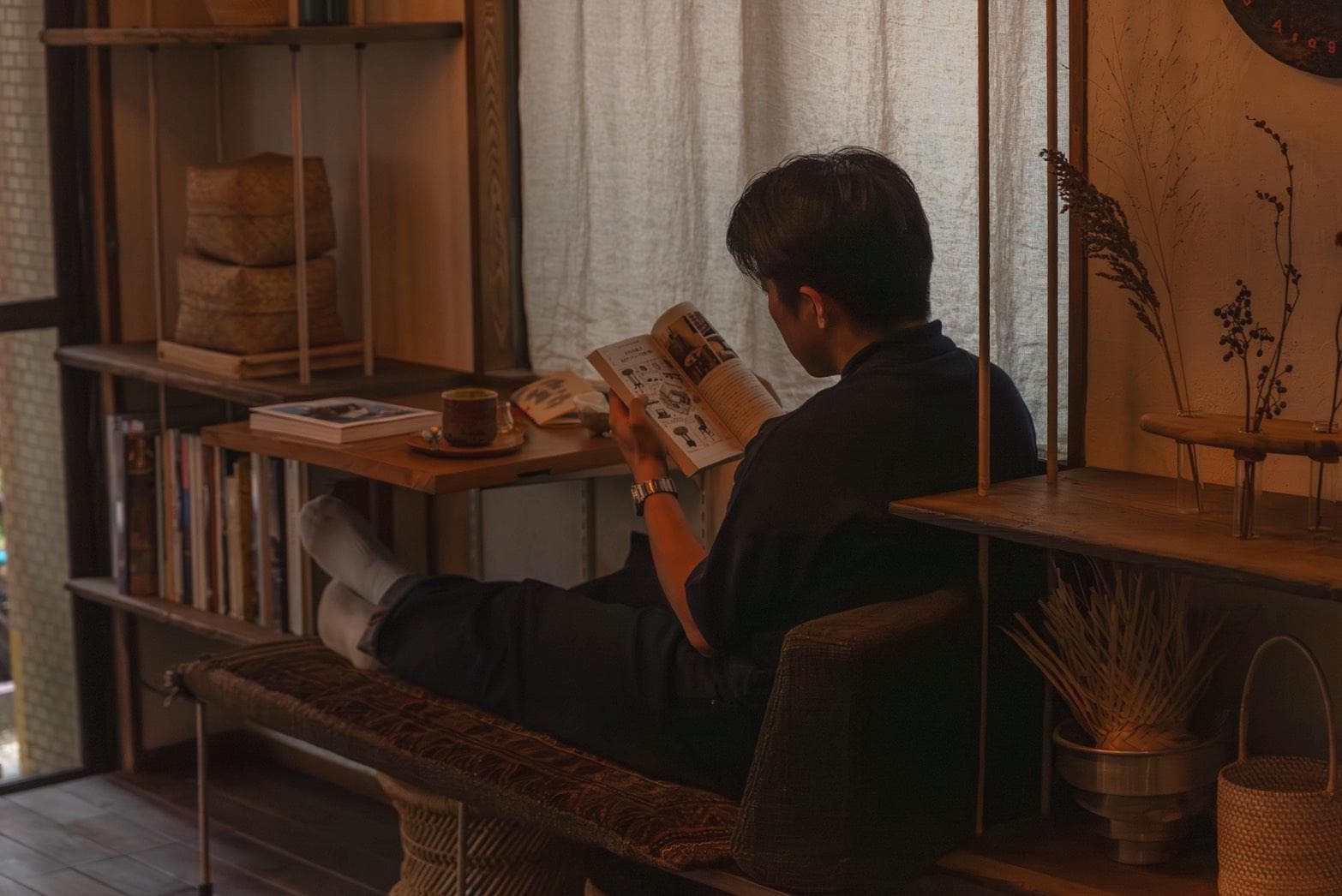 suha Asagaya 通常席の空間
